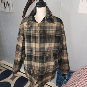 Vintage Woolrich Fleece Sherpa Lined Green and Cream Plaid Jacket